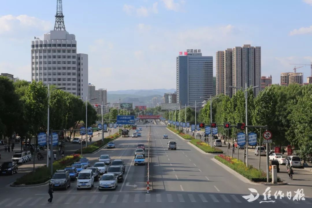 乡镇机构改革最新动态及小巷风情小店的独特魅力